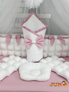 Комплект постільної білизни, в дитяче ліжечко - Біло- пудрові бомбони