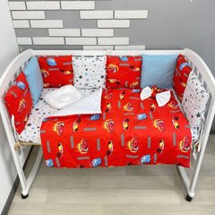 Комплект постельного белья, в детскую кроватку. Красно-голубой с тачками из мультика