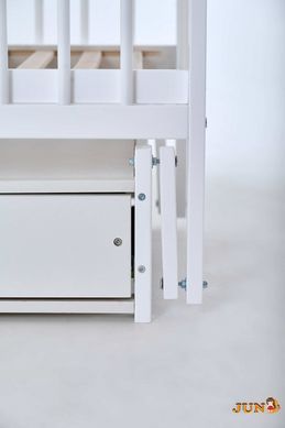 Детская кроватка для новорожденных Сказка, с ящиком Белая