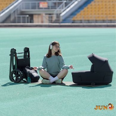 Коляска універсальна CARRELLO Omega CRL-6540/1 Solar Beige (2in1)