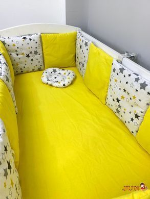 Захист у ліжечко - плоскі подушки на 4 боки + простирадло та подушка, Жовтий в зірочку