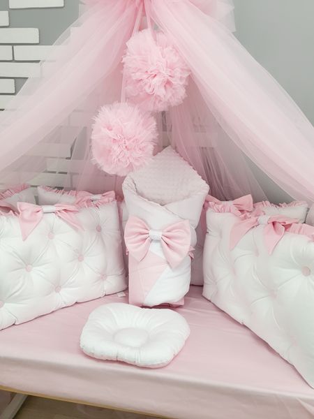 Комплект постільної білизни + Конверт на виписку-з подушечками, в дитяче ліжечко. Біло-рожевий