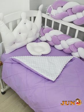 Комплект постільної білизни в дитяче ліжечко,  фіолетовий з коронами.